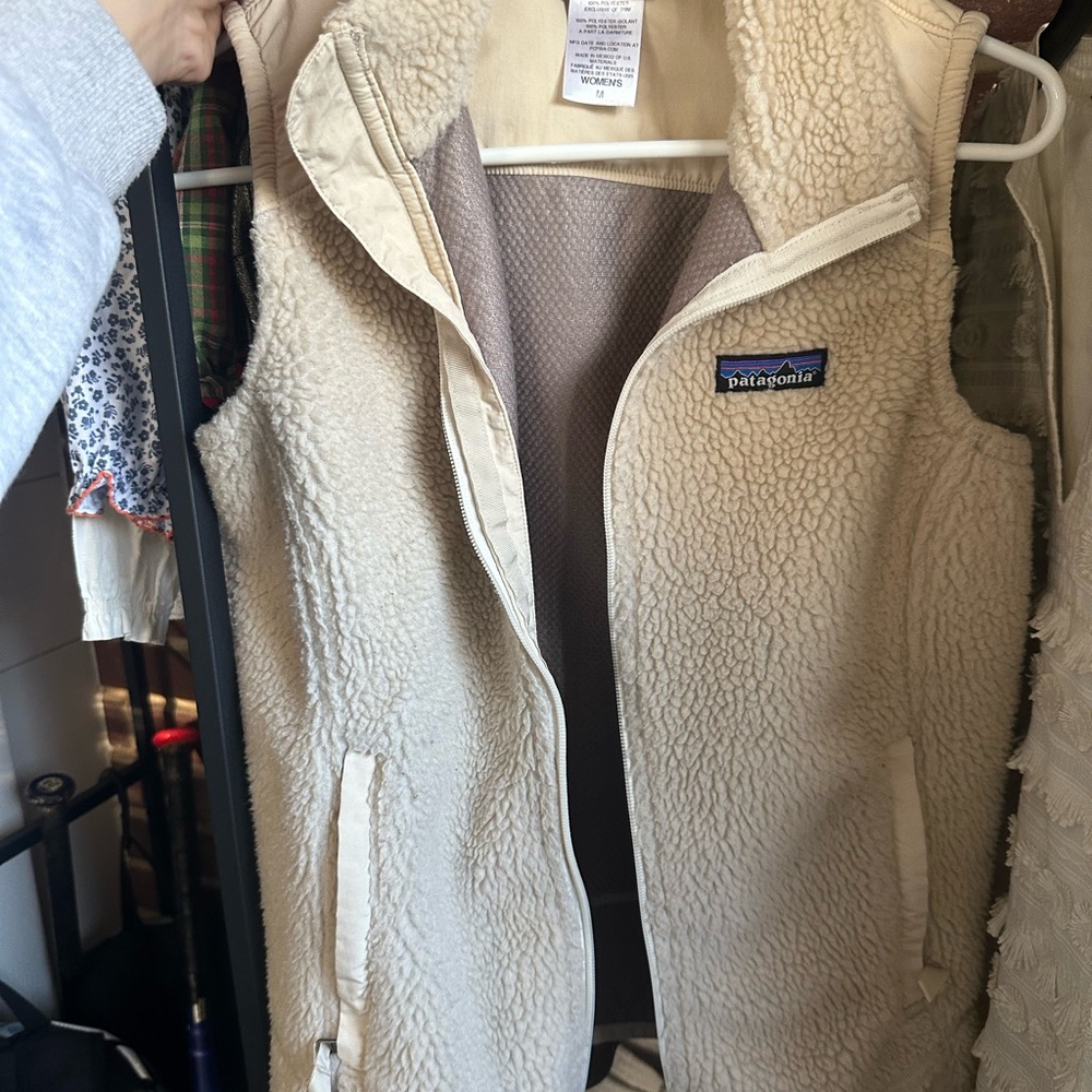 Patagonia Women's Off-White Fleece Vest